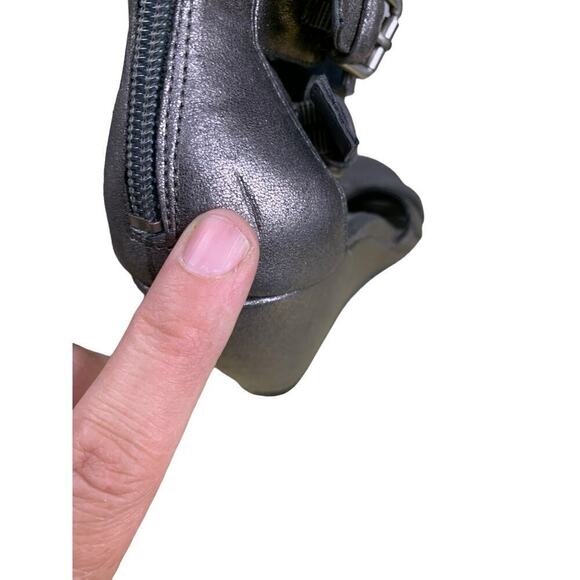 Kensie Silver Faux Leather Strappy Wedge Sandals Size 7 SALE - Picture 11 of 14